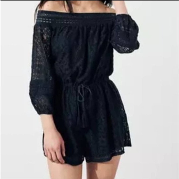 Hollister Off Shoulder Lace Romper Shorts Navy Size Small - Picture 11 of 11